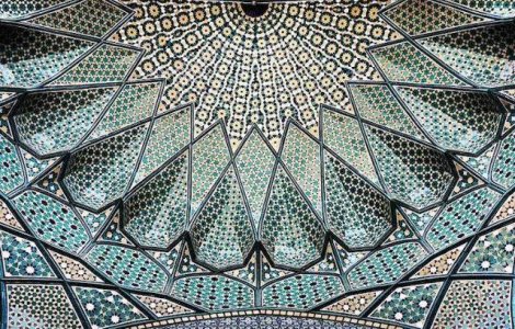 Frumusetea moscheilor iraniene surprinsa in imagini detaliate