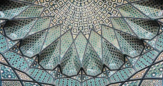 Frumusetea moscheilor iraniene surprinsa in imagini detaliate