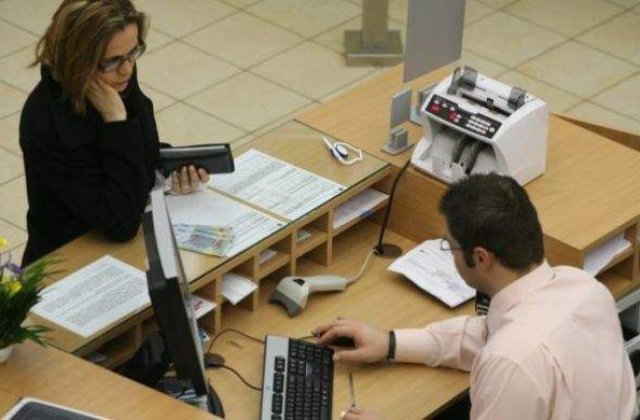 Credit Europe Bank a restructurat 1.000 credite in franci elvetieni