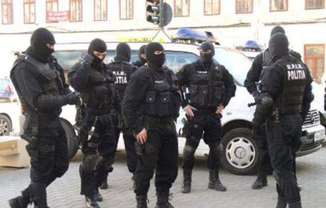 DIICOT: Numarul dosarelor de terorism a crescut in 2015