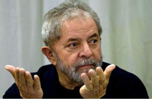 Fostul presedinte brazilian a fost retinut intr-o ancheta de coruptie