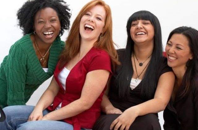 Istoria zilei de 8 martie. De ce se serbeaza Ziua Internationala a Femeii