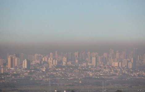 Cum poate influenta aerul poluat cresterea in greutate