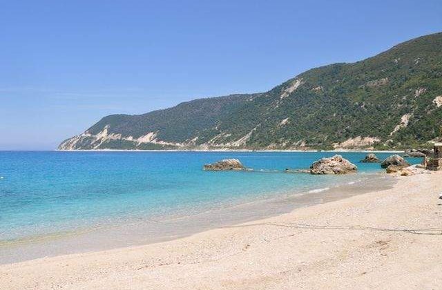 Record mondial pentru cel mai mare lant uman sub apa