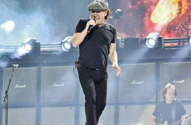 Solistul trupei AC/DC va fi inlocuit! Motivul din spatele deciziei