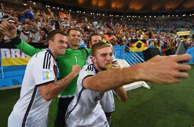 Fotbalistii n-au voie sa foloseasca retelele sociale pe durata Campionatului European