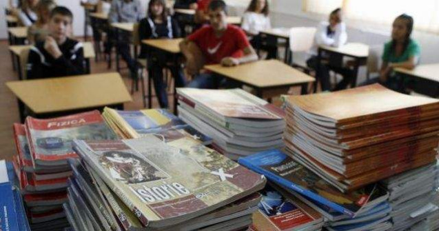Ilegalitati in cadrul licitatiei pentru manualele de clasa a IV-a?