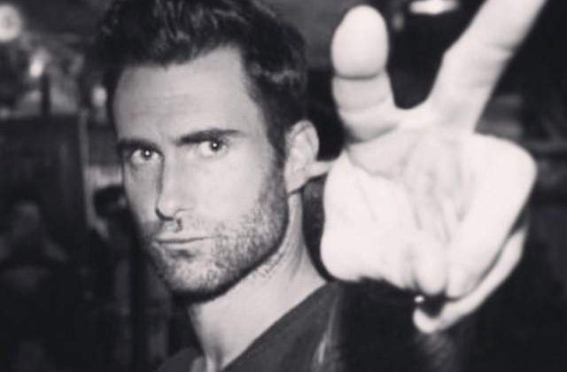 Solistul trupei Maroon 5, tata pentru prima data