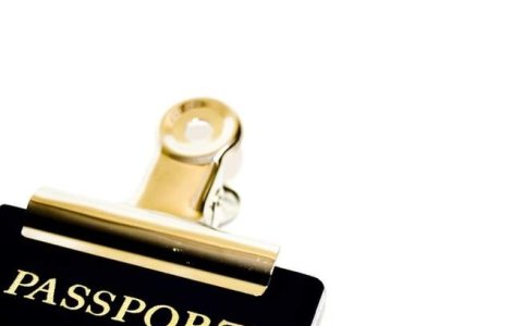 Proiect: Pasaportul ar putea deveni act de identitate