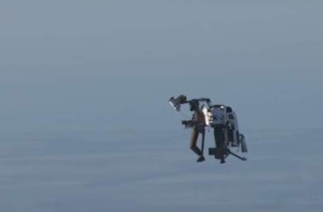 [Video] A aparut Jetpack-ul adevarat, care zboara cu viteze incredibile