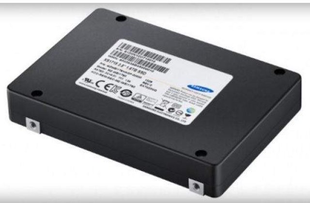 Samsung uimeste din nou! SSD-ul de 16 TB