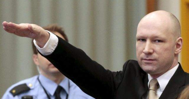  Video  Breivik a folosit salutul nazist in sala de judecata