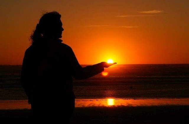 Care este secretul? Top 6 motive pentru care femeile traiesc mai mult decat barbatii