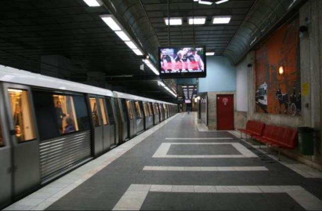 Surpriza pentru bucuresteni! Miercuri veti gasi "Scrisori calatoare in metrou"