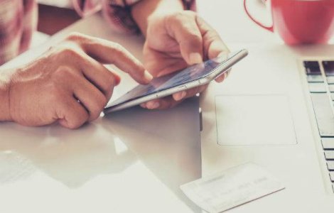  Top  Cum sa te protejezi in online: 5 sfaturi de la Edward Snowden