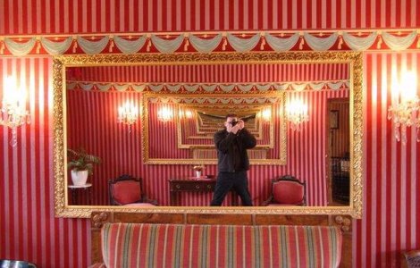 Moda sefie-urilor, periculoasa. Cat de nociva poate fi aceasta practica