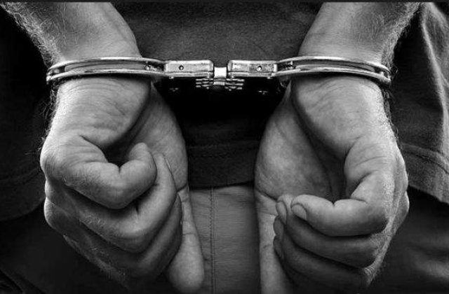 Patru arestari in dosarul deputatului Sebastian Ghita