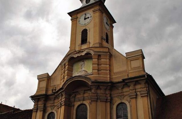 Bisericile catolice si reformate sanctionate cu avertisment