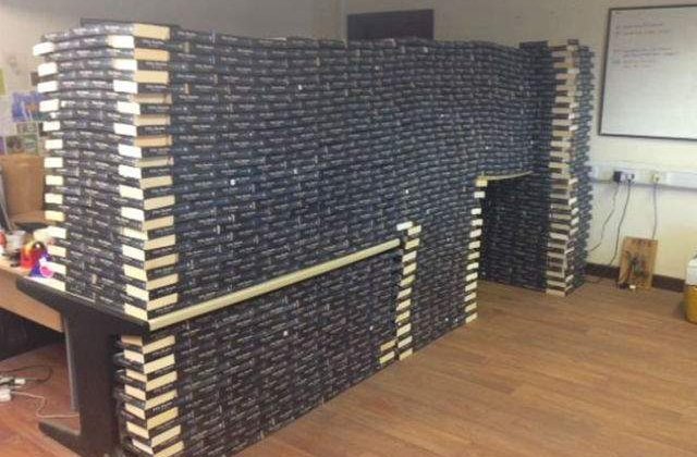 [FOTO]  O biblioteca din Tara Galilor roaga oamenii sa nu mai doneze cartea Fifty Shades of Grey