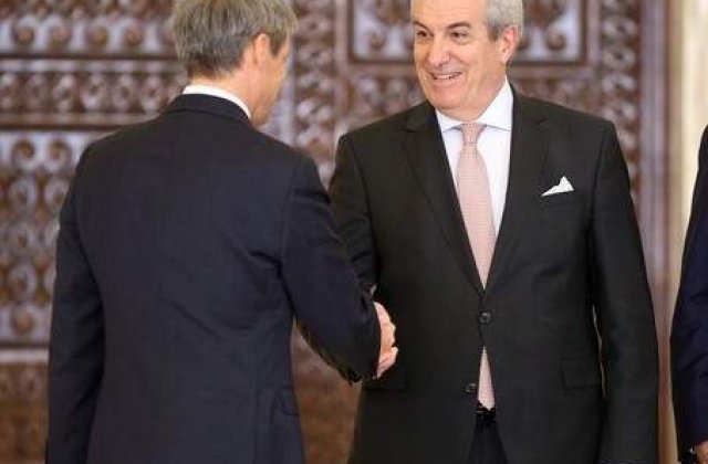 Ciolos l-a refuzat direct pe Tariceanu