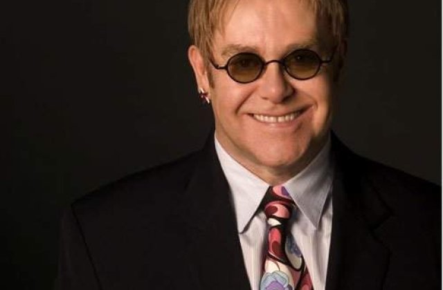 Dezvaluiri SOCANTE despre Elton John