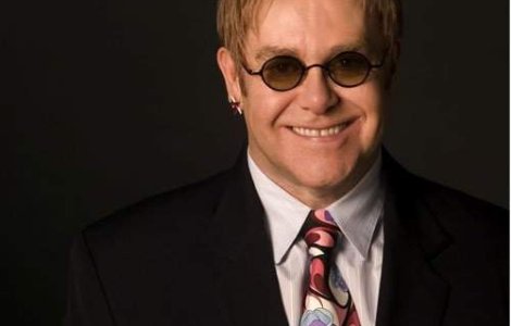 Dezvaluiri SOCANTE despre Elton John