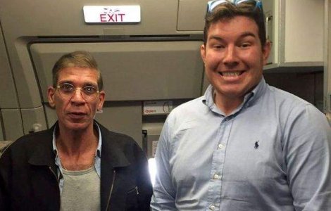 Selfie-ul anului: S-a fotografiat cu piratul egiptean al aerului