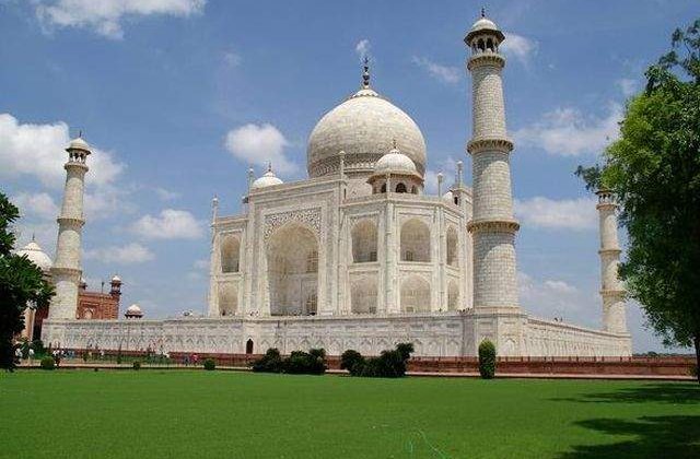 [Video] Printul Willliam si Kate Middleton vor vizita Taj Mahal-ul