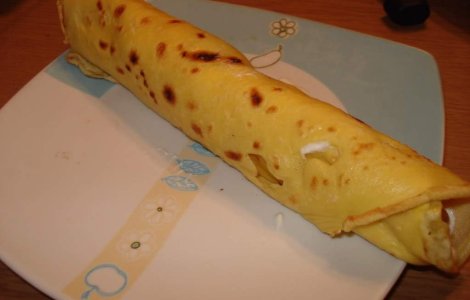 Un barbat a comandat un iPhone 6S, dar a primit o clatita