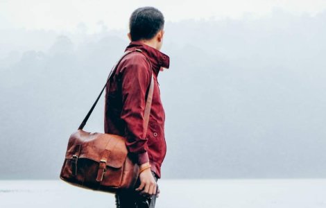  Top  10 genti barbatesti pe care nu le porti de nevoie