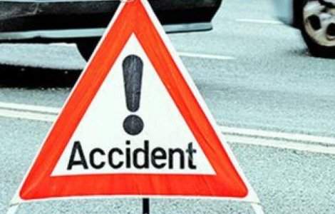 Sapte persoane ranite si patru vehicule avariate, intr-un accident pe DN65
