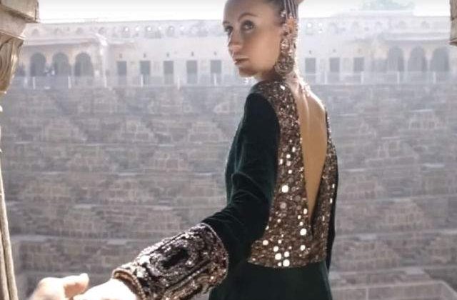 [VIDEO] Secretul din spatele fotografiilor din seria #FollowMeTo