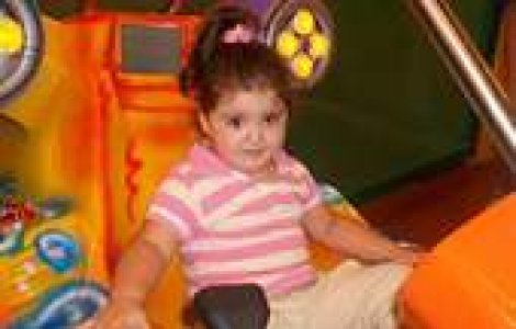 O fetita de 3 ani a murit plimbata intre spitale