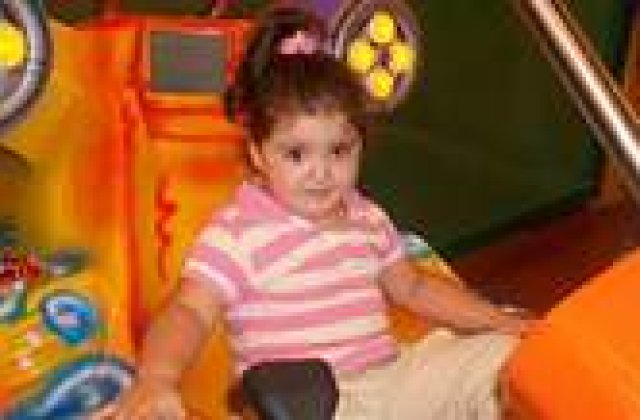 O fetita de 3 ani a murit plimbata intre spitale