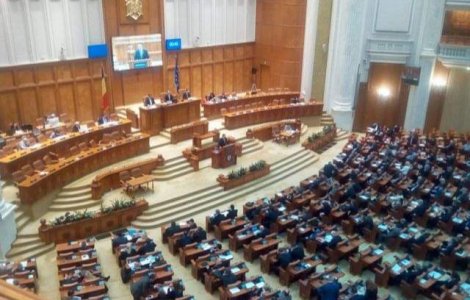 Deputatii vor sa interzica filmarea votului cu bile