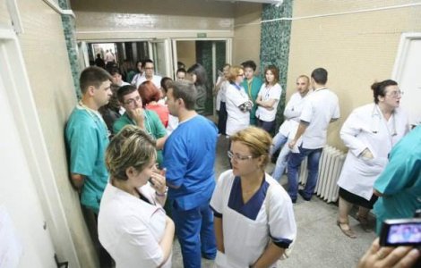 Vezi ce forma inedita de protest si-au ales medicii!