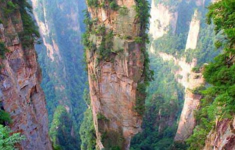  Top  10 locuri de pe Pamant care te vor lasa cu gura cascata!