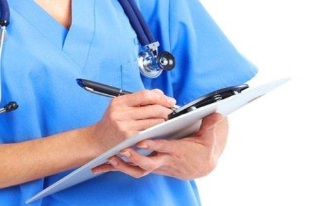 Studiu: Oamenii care se gadila singuri pot suferi de schizofrenie