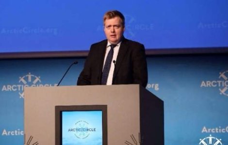 Prima victima a ,,Panama Papers". Premierul Islandei a demisionat!