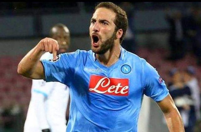 Napoli a facut apel la suspendarea lui Gonzalo Higuain
