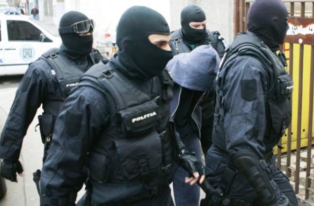 Primele arestari pentru transfer neautorizat de date, in cazul Kovesi