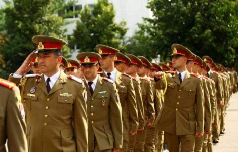 MApN va ajusta normele de recrutare si baremele de selectie in armata