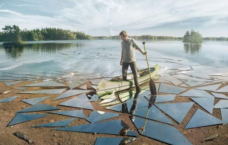  Video  A folosit 17 metri cubi de oglinda pentru a realiza aceasta fotografie epica