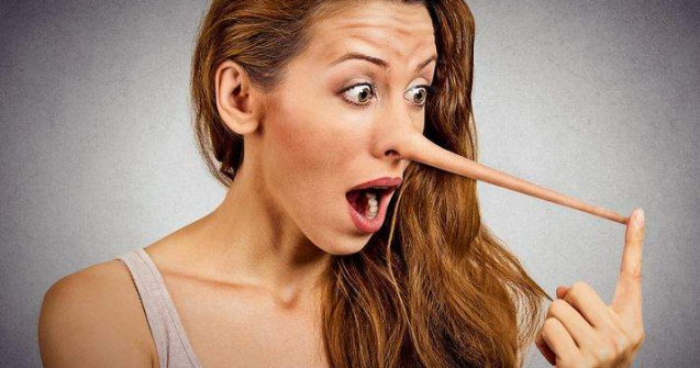  Top  Cum iti dai seama ca esti mintit? 8 semne nonverbale care ii tradeaza