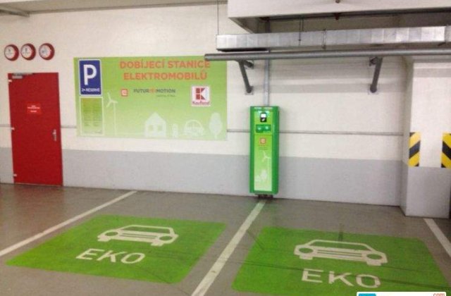 Kaufland va amplasa de la Arad la Constanta statii de incarcare GRATUIT pentru masinile electrice