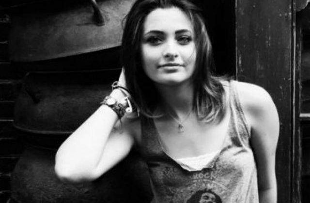 [FOTO] Paris Jackson si-a facut un tatuaj in amintirea tatalui sau, Michael Jackson