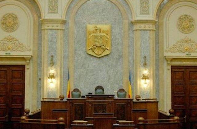 Alesii locali isi pierd mandatul doar pentru condamnari cu executare