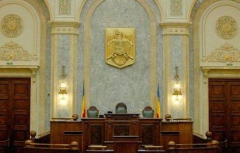 Alesii locali isi pierd mandatul doar pentru condamnari cu executare