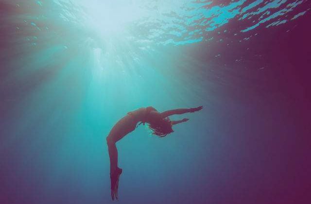 Baiatul care a supravietuit 42 de minute sub apa