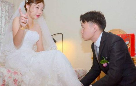  Foto  Cele mai urate poze! Cum a distrus un fotograf nunta unei mirese